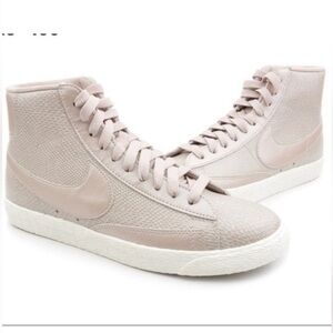Nike Zoom Blazer Mid Snakeskin Size 7.5 Taupe